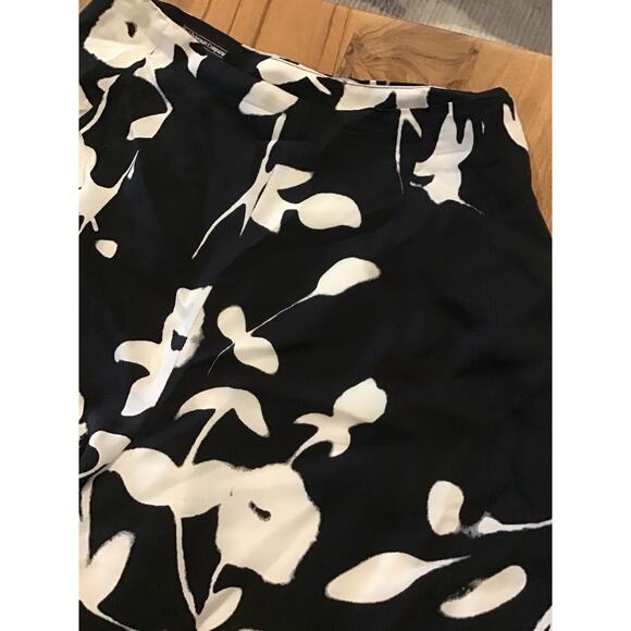 J. Peterman Company Pants Womens Size 8 Wide Leg 100% Silk Black White Floral - Picture 5 of 6